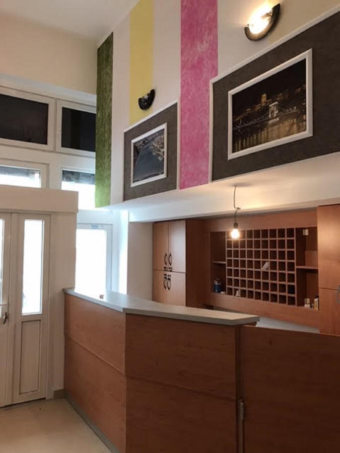 Opera Hostel Budapest Luaran gambar