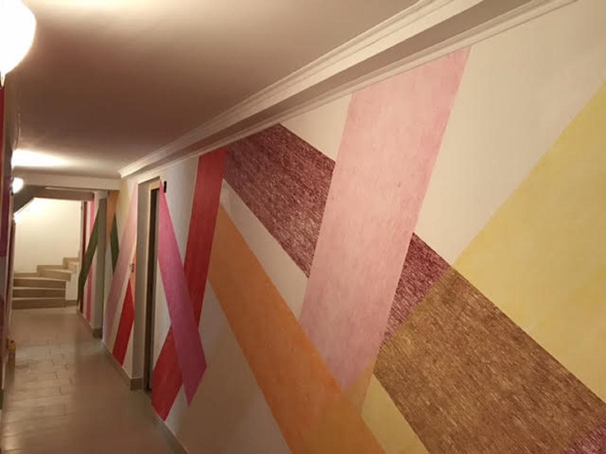 Opera Hostel Budapest Luaran gambar