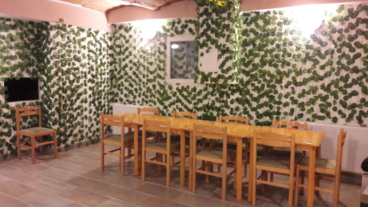 Opera Hostel Budapest Luaran gambar