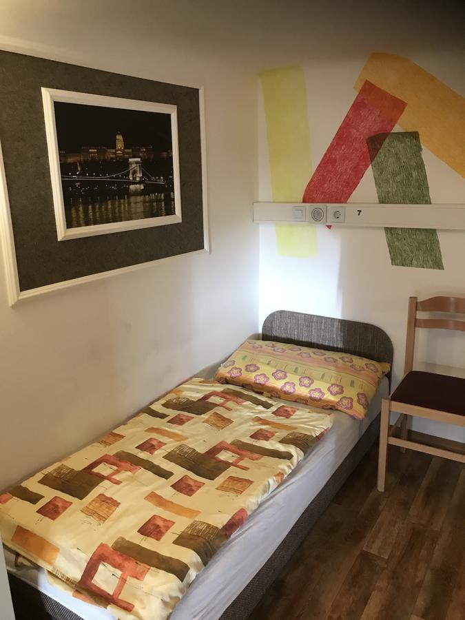 Opera Hostel Budapest Luaran gambar
