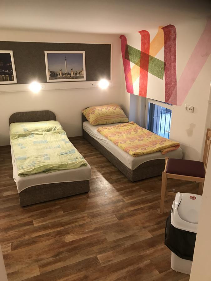 Opera Hostel Budapest Luaran gambar