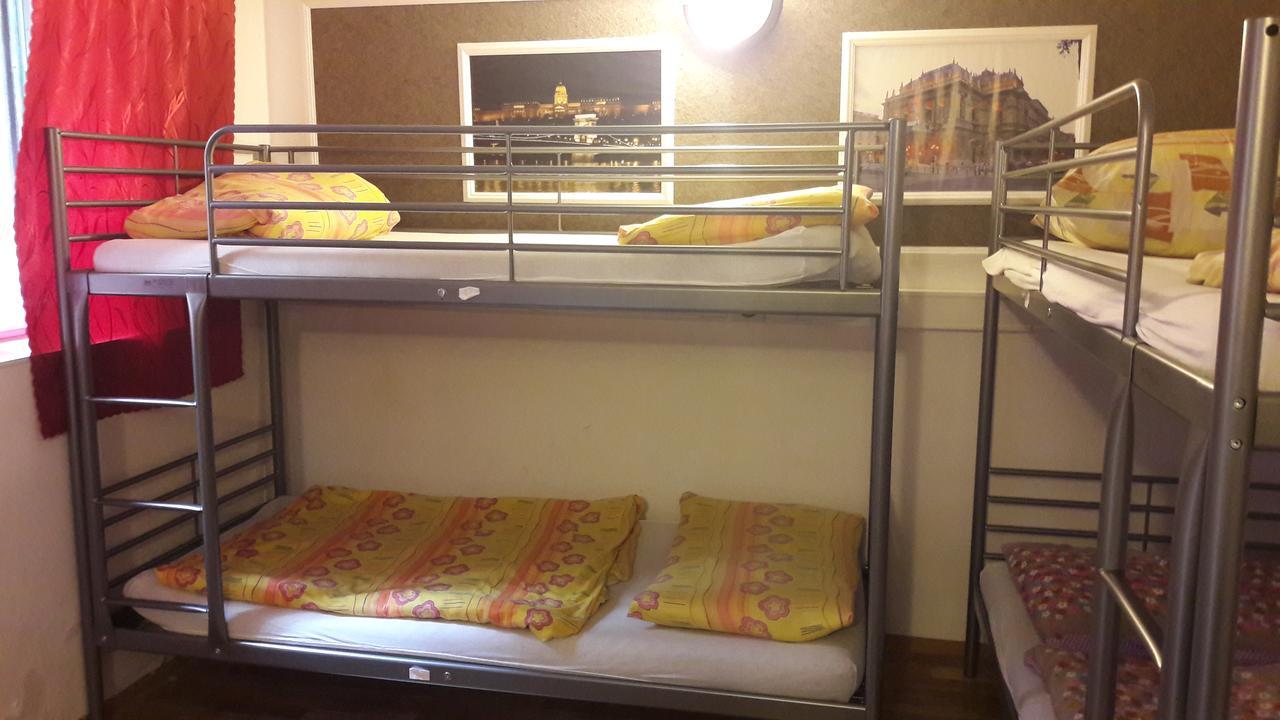 Opera Hostel Budapest Luaran gambar
