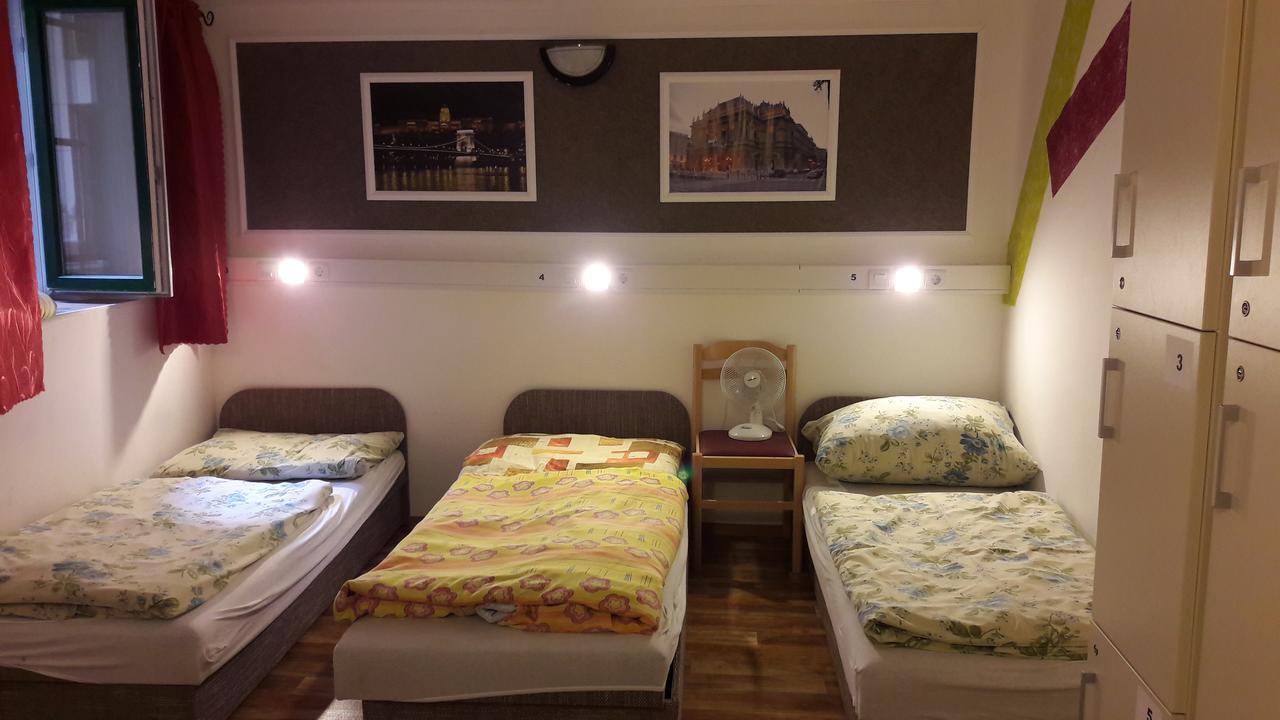 Opera Hostel Budapest Luaran gambar