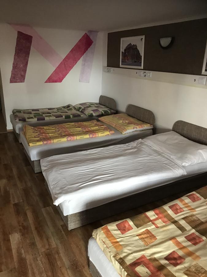 Opera Hostel Budapest Luaran gambar