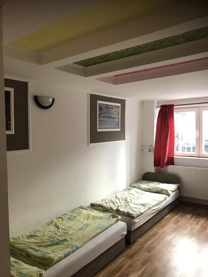 Opera Hostel Budapest Luaran gambar