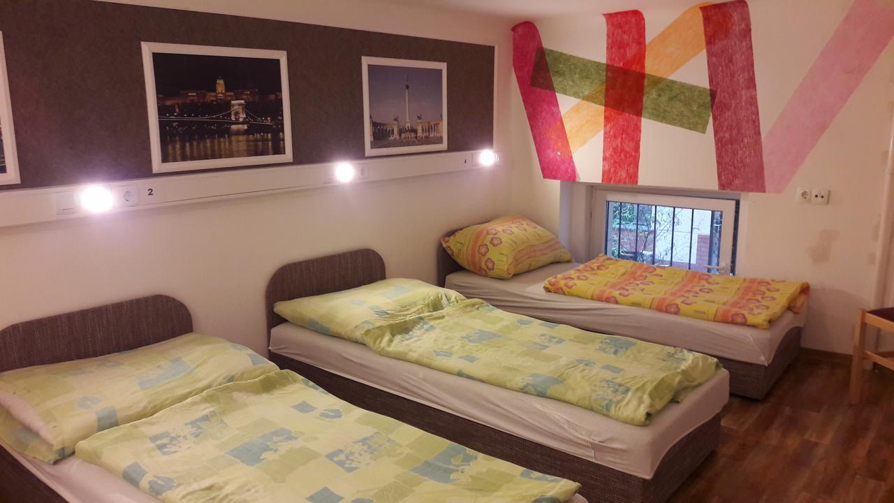 Opera Hostel Budapest Luaran gambar