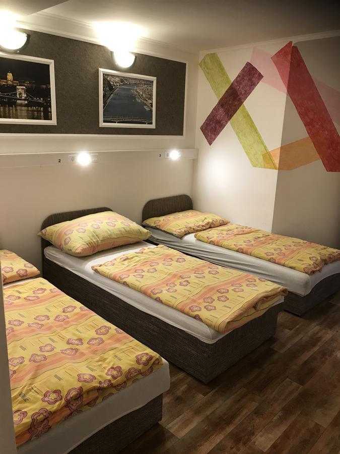 Opera Hostel Budapest Luaran gambar